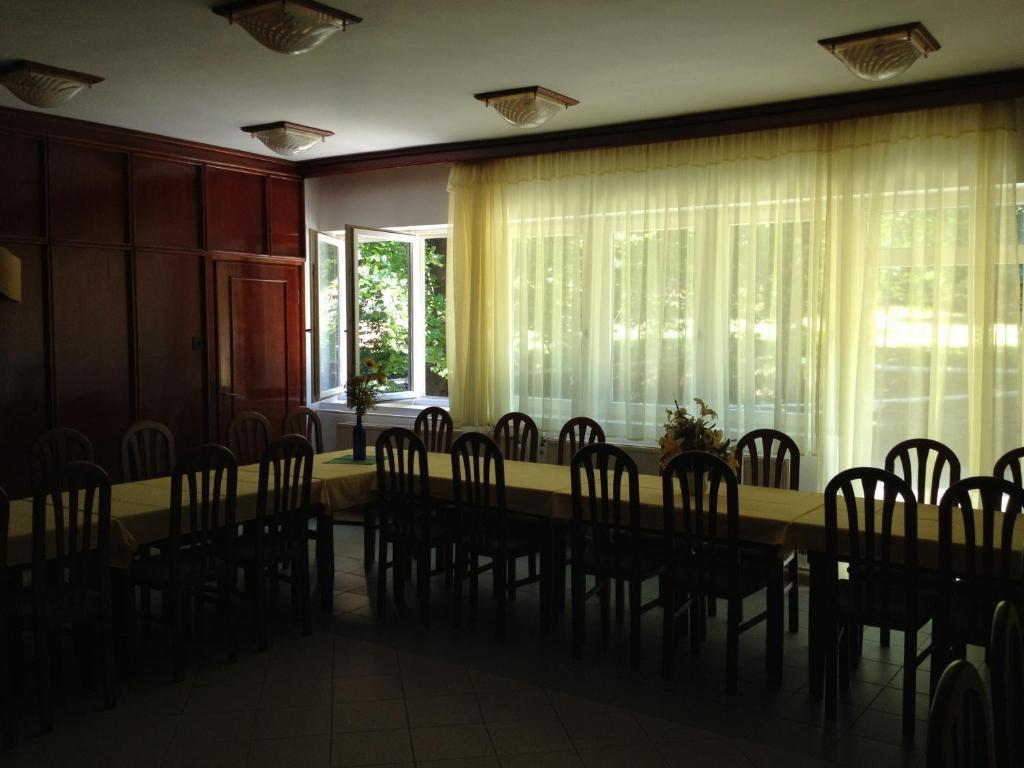Hotel Korona Szallo Nagykanizsa Exterior foto